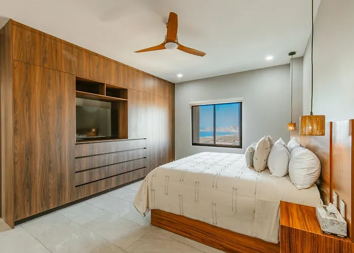 Apartment Torre San Angel Infinity Pool Arch Sunset Views